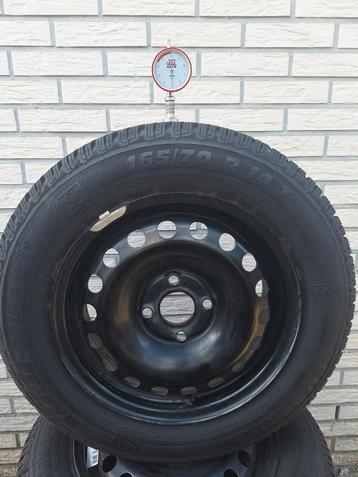 VW Up seat skoda Winterbanden met stalen velgen - 165/70 R14 beschikbaar voor biedingen