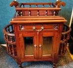 Leuk dranken kastje  met los dienblad ., Ophalen