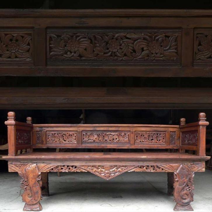 Unieke bank met mooi houtsnijwerk ST23 Bali Ibiza teakhout, Antiek en Kunst, Kunst | Beelden en Houtsnijwerken, Ophalen of Verzenden