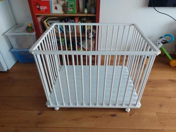 Verstelbare box op wieltjes Petit Amelie beschikbaar voor biedingen
