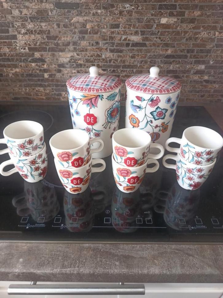 D.E. Koffiekopjes en Voorraadpotten, Huis en Inrichting, Keuken | Servies, Zo goed als nieuw, Kop(pen) en/of Schotel(s), Overige stijlen