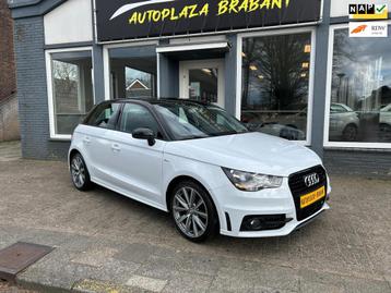 Audi A1 Sportback 1.2 TFSI S-LINE / NAVI / PDC / 17 INCH beschikbaar voor biedingen