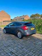 Ford Focus 1.6 Ecoboost 110KW 5-D 2011 Grijs, Auto's, Ford, Stof, Zwart, 4 cilinders, 150 pk