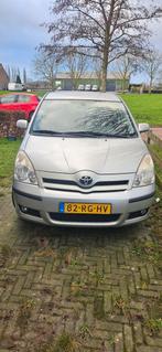 Toyota Corolla Verso 1.8 Vvt-i AUT 7P 2005 Grijs, Auto's, Toyota, 65 €/maand, 4 cilinders, 129 pk, 7 stoelen