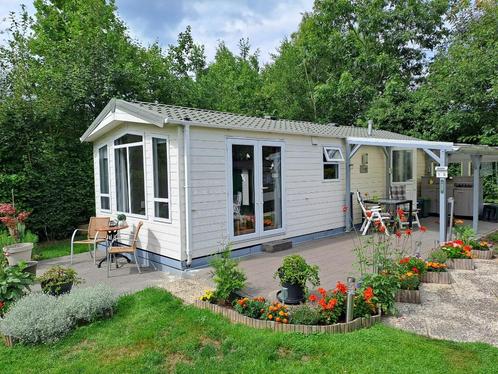 Stacaravan in het groen met veel privacy op Eeser Heideveld, Caravans en Kamperen, Stacaravans, tot en met 4, Ophalen of Verzenden