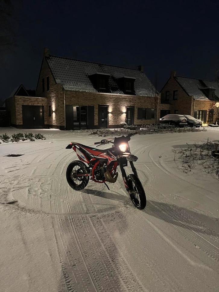 BETA RR50 TRACK ‘21, Fietsen en Brommers, Brommers | Derbi, Zo goed als nieuw, Maximaal 45 km/u, Ophalen of Verzenden