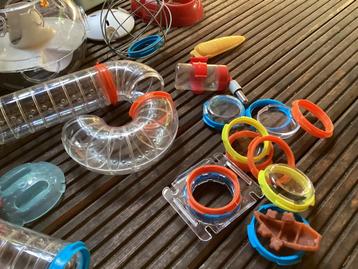 Knaagdieren speelgoed . beschikbaar voor biedingen