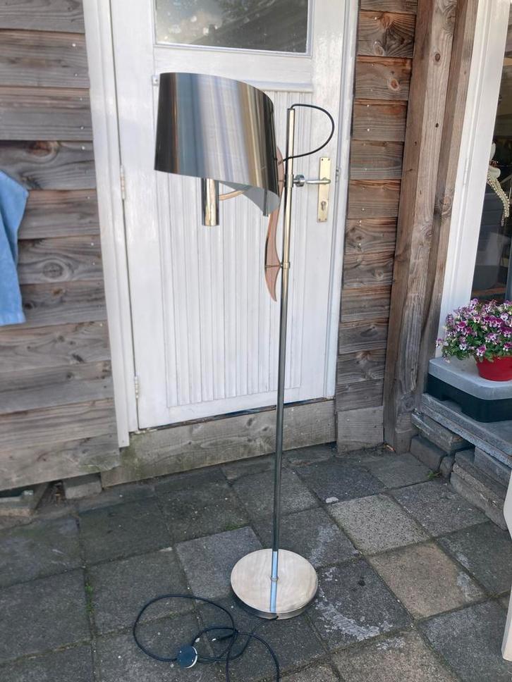 Maison Charles Lamp - Stijlvolle Vloerlamp, Huis en Inrichting, Lampen | Vloerlampen, Gebruikt, 150 tot 200 cm, Metaal, Ophalen