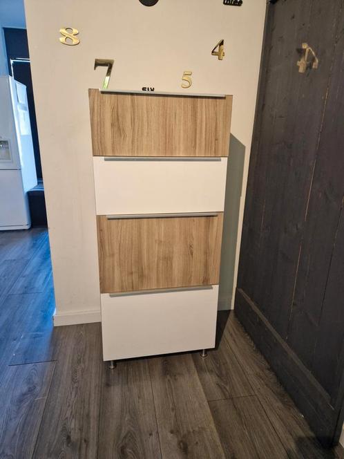 Ikea besta ladekast eiken effect met 4 lades., Huis en Inrichting, Kasten | Ladekasten, Gebruikt, Minder dan 100 cm, 25 tot 50 cm