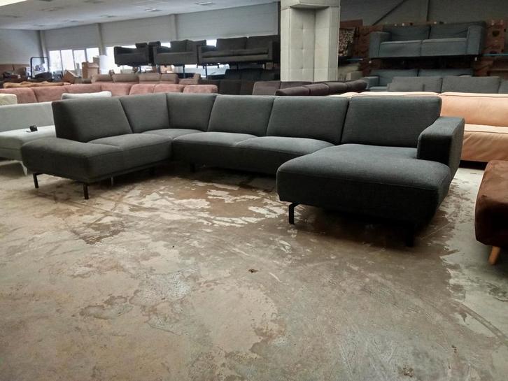 Montel u bank 350x190x150cm nu €499,-, Huis en Inrichting, Banken | Bankstellen, Zo goed als nieuw, Hoekbank, Vierpersoons of meer