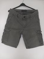 Korte Werkbroek met Vlekje, Ophalen of Verzenden, Gedragen, Overige maten, Groen