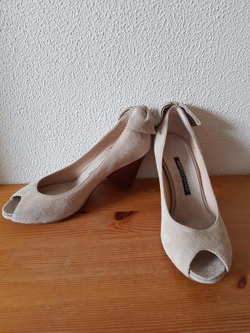 Alberto Gozzi beige suede peeptoe's maat 38 NIEUW! beschikbaar voor biedingen