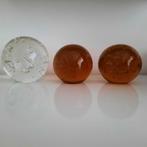 Glazen presse papier bollen., Gebruikt, Overige kleuren, Ophalen of Verzenden, Glas