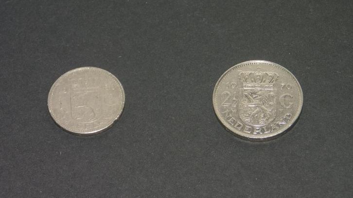 Nederlandse 1,00 Gulden 1980 + 2,50 Gulden Rijksdaalder 1970, Postzegels en Munten, Munten | Nederland, Losse munt, 2½ gulden