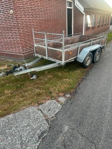 Hapert  tandemasser aanhanger beschikbaar voor biedingen
