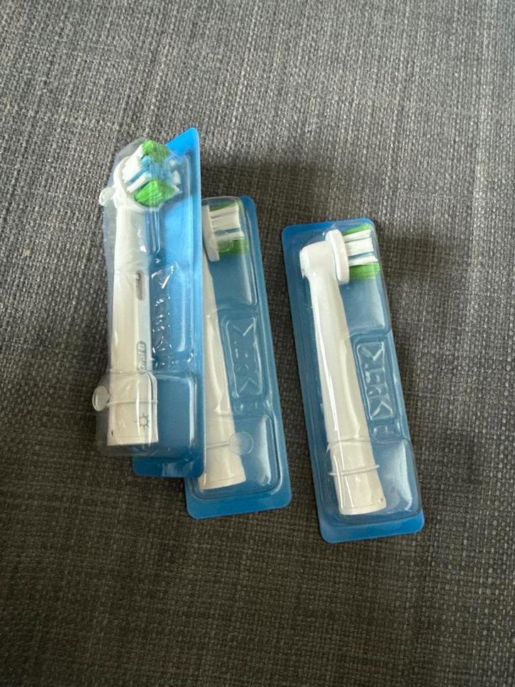 Oral-B Opzetborstels - Nieuw in verpakking, Witgoed en Apparatuur, Persoonlijke-verzorgingsapparatuur, Nieuw, Mondverzorging, Ophalen of Verzenden