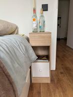 small bedside table / klein nachtkastje, Ophalen, Minder dan 45 cm, 55 tot 70 cm, Zo goed als nieuw