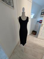 Kleding pakket, 2 zwarte jurkjes plus sandalen M 39, Ophalen of Verzenden, Zo goed als nieuw, Maat 42/44 (L)