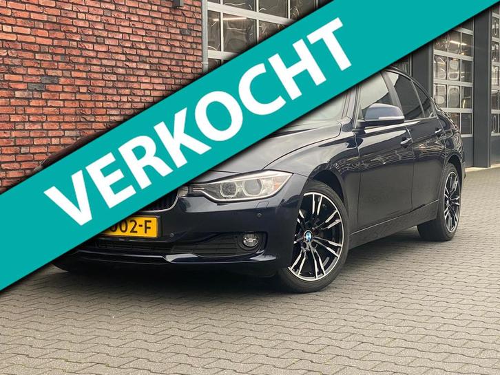 BMW 3-serie 320i High Executive Upgrade stoelverwarming /Dak, Auto's, BMW, Te koop, 3-Serie, ABS, Airbags, Airconditioning, Bluetooth