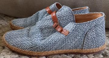 Humanoid schoenen maat 40 beschikbaar voor biedingen