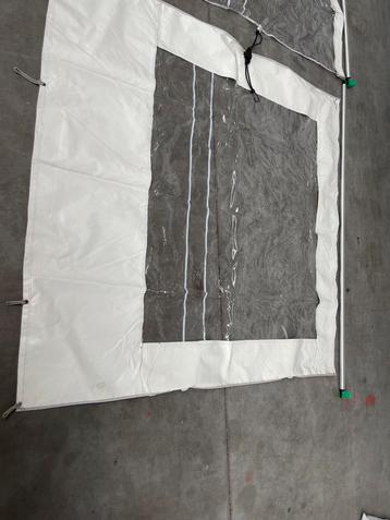 2x zijwand tbv oa thule 5200 Eriba etc beschikbaar voor biedingen