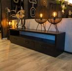Mooi tv meubel zwart mangohout 180cm 1 jaar oud, 150 tot 200 cm, Ophalen of Verzenden, Zo goed als nieuw, Minder dan 100 cm