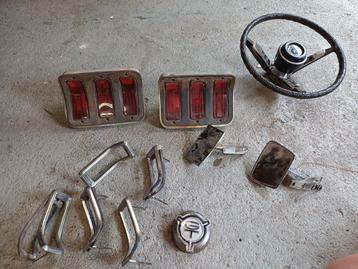 Mustang 67/68 achterlichten, tankdop, stuur, spiegels. beschikbaar voor biedingen