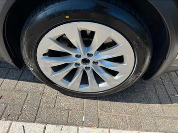 Slipstream 20” Velgenset Tesla falken banden 275 45 r20 beschikbaar voor biedingen