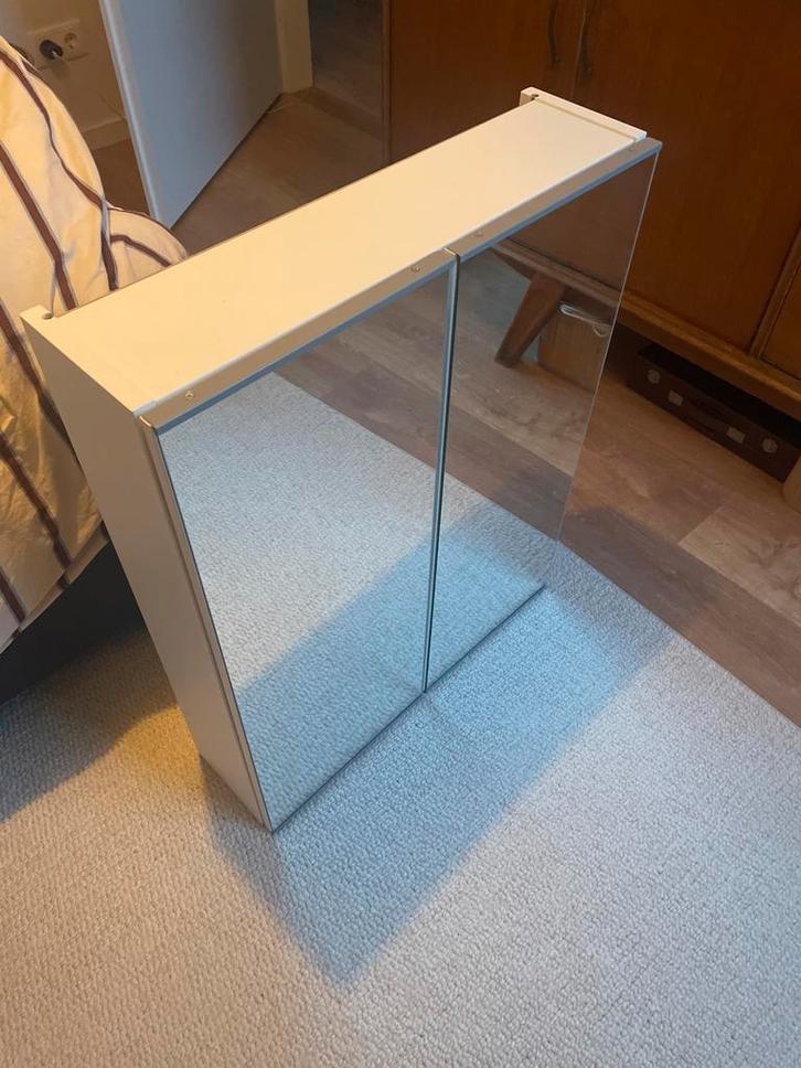 Spiegelkast perfecte staat, Huis en Inrichting, Badkamer | Badkamermeubels, Nieuw, (Half)hoge kast, Minder dan 100 cm, 50 tot 100 cm