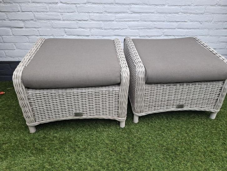 Voetenbanken Van Cranenbroek - ZGAN, Tuin en Terras, Tuinstoelen, Zo goed als nieuw, Wicker, Ophalen