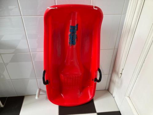 Grote kunststof slee slede met remmen - Lees en zie foto’s, Kinderen en Baby's, Speelgoed | Buiten | Sleeën, Zo goed als nieuw