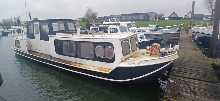 Platbodem 11 meter. Onvoltooid project. Ligplaats in overleg, Watersport en Boten, Motorboten en Motorjachten, Gebruikt, Staal