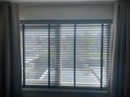 Houten jaloezieën taupe, bovenverdieping compleet, Huis en Inrichting, Ophalen, Overige kleuren, 100 tot 150 cm, 200 cm of meer