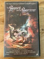 VHS Ex-rental The Sword and the Sorcerer., Cd's en Dvd's, VHS | Film, Science Fiction en Fantasy, Gebruikt, Vanaf 12 jaar, Verzenden