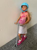Barbie met Step, Rolschaatsen & extra kleding sets, Verzenden, Gebruikt, Meisje