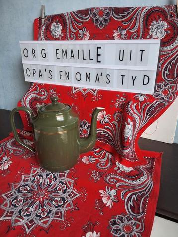 😯Schitterende gave 2,5 lt. EMAILLE koffiekan. 3 foto's.  beschikbaar voor biedingen