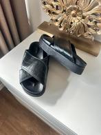 Other&stories slippers maat 41 zwart leer stoer model, Ophalen of Verzenden, Zo goed als nieuw, Zwart