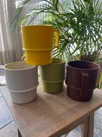 Vintage Tupperware Bekers - Retro Camper/Caravan, Ophalen of Verzenden, Zo goed als nieuw