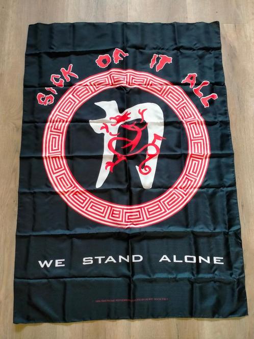 Sick of it All we stand Alone 1995 vintage logo vlag punk, Verzamelen, Muziek, Artiesten en Beroemdheden, Zo goed als nieuw, Verzenden