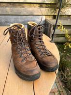 Bergschoenen, Ophalen, Zo goed als nieuw, Schoenen