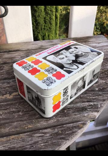 Oud blikje zeeuwse roomboter babbelaars van firm L J Joosse. beschikbaar voor biedingen