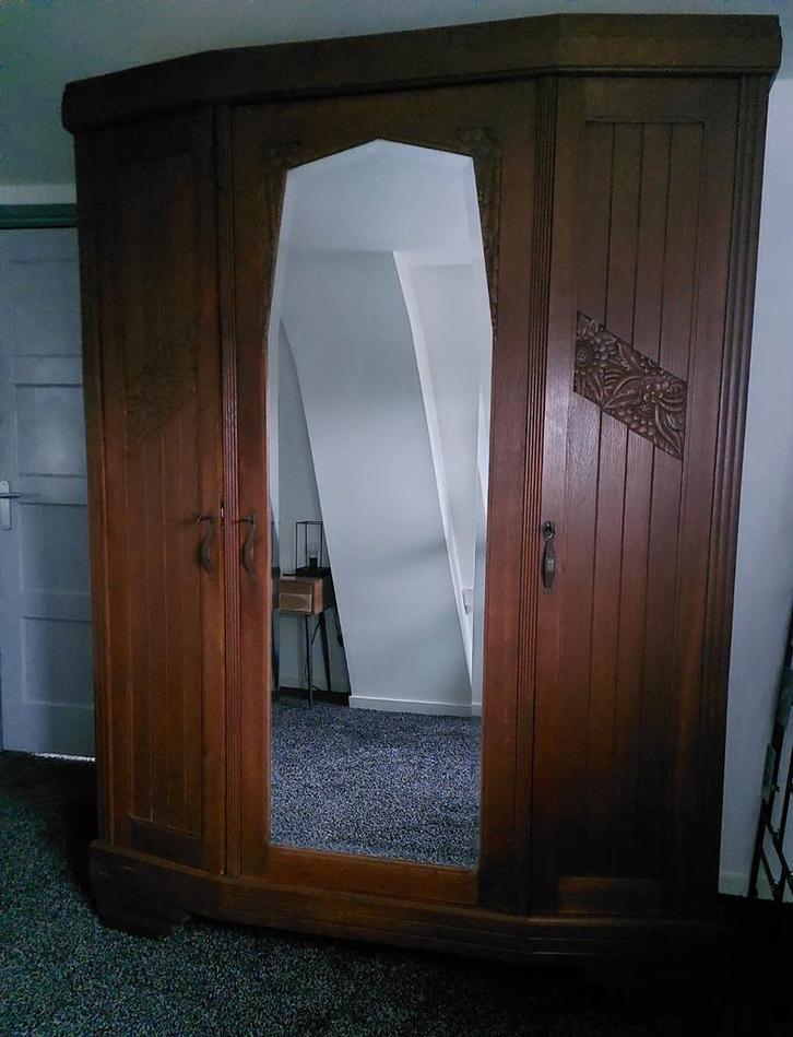 Antieke kledingkast, Antiek en Kunst, Antiek | Meubels | Kasten, Ophalen