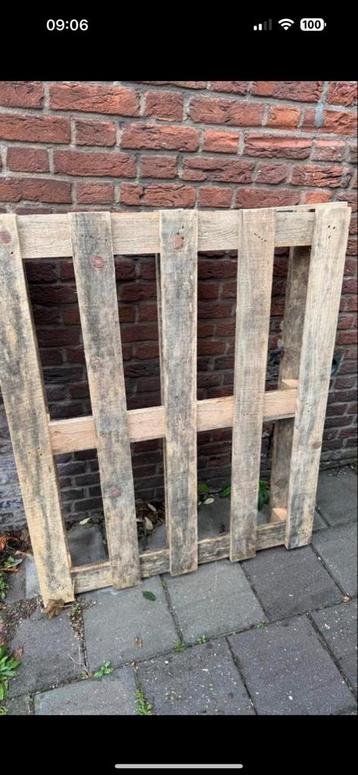 Houten Pallet - gratis beschikbaar voor biedingen