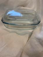 Pyrex ovenschaal met deksel, M, Ophalen of Verzenden, Zo goed als nieuw, M