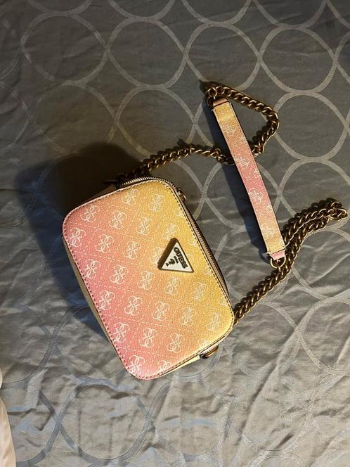 Guess originele schoudertas., Sieraden, Tassen en Uiterlijk, Tassen | Schoudertassen, Zo goed als nieuw, Zwart, Ophalen of Verzenden