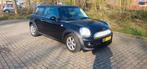 Mini Cooper One 2011 175.000kmAirco Navigatie Cruise Control, 1045 kg, Origineel Nederlands, Te koop, 20 km/l