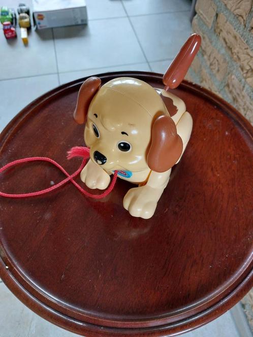 loop/trekhondje van Fisher Price, wiebelt met staart, Kinderen en Baby's, Speelgoed | Fisher-Price, Gebruikt, Duw- of Trekspeelgoed