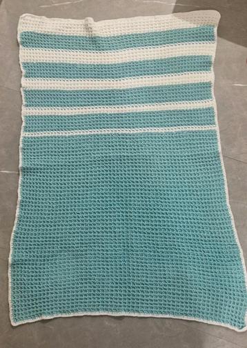 Gebreid Wiegdekentje - Blauw/Wit beschikbaar voor biedingen