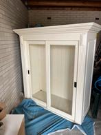 Mooie witte kast met glazen deuren, Ophalen