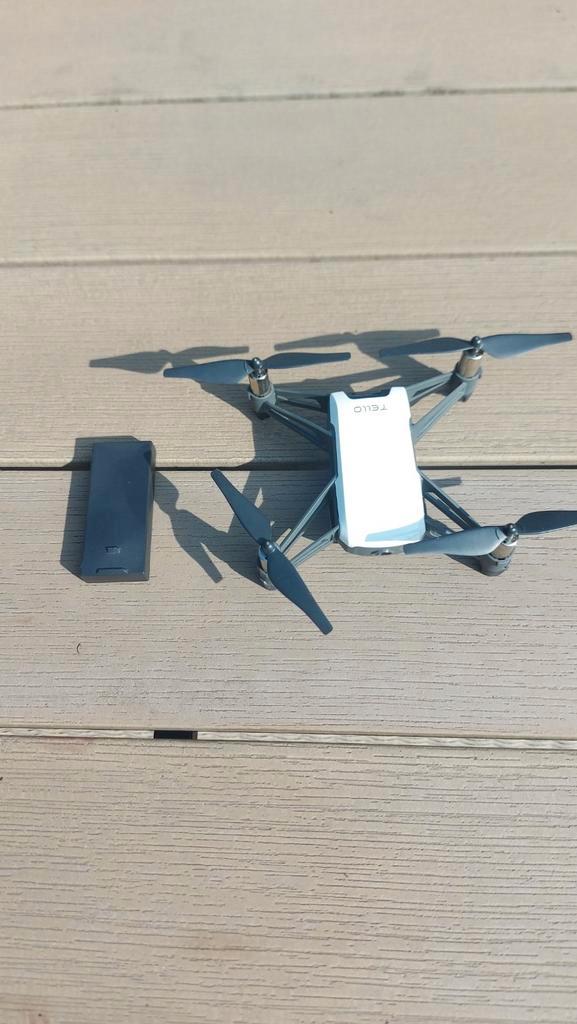 DJI Tello Drone - Perfecte Staat!, Audio, Tv en Foto, Drones, Zo goed als nieuw, Drone met camera, Ophalen of Verzenden